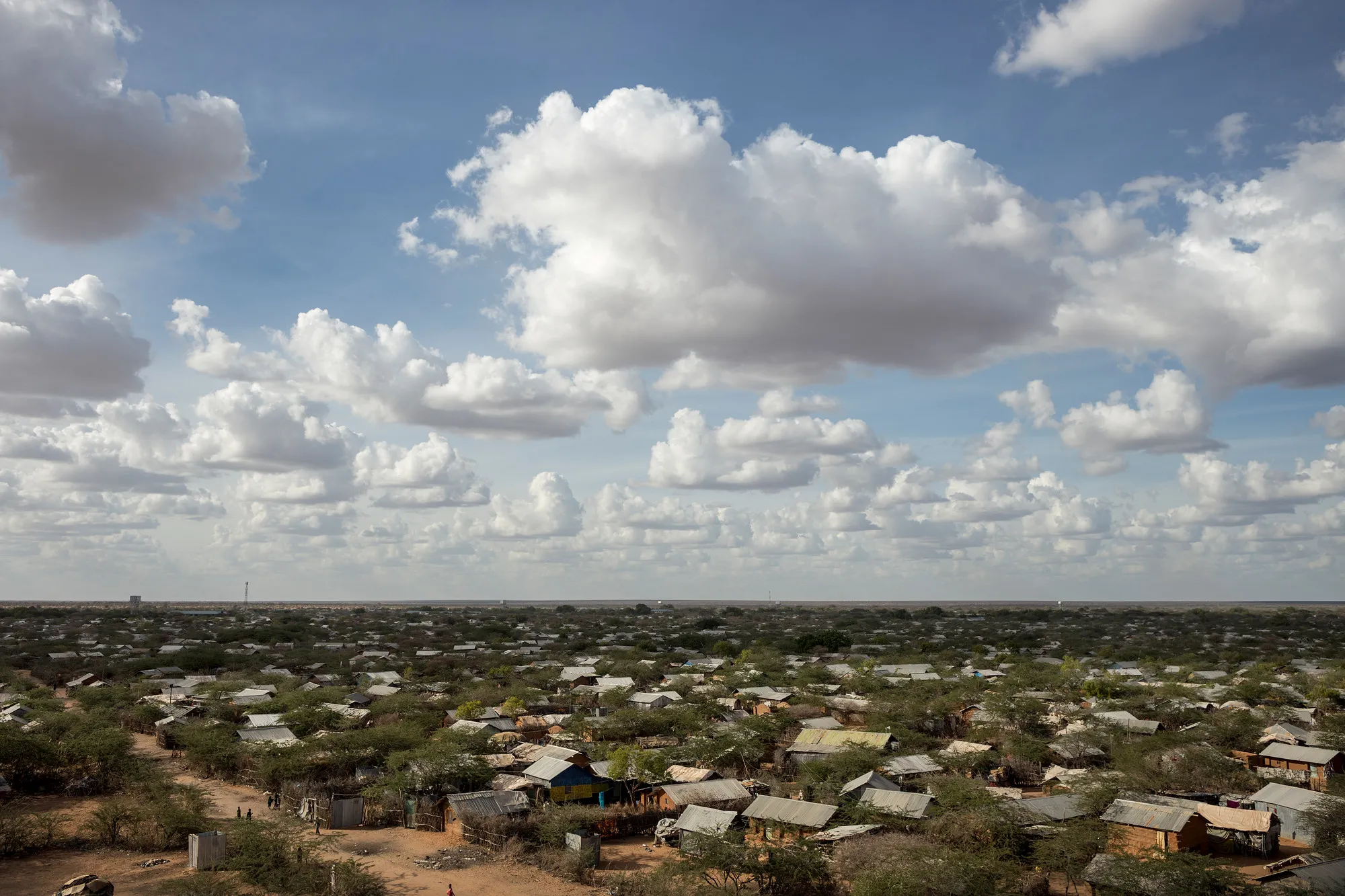 Campo de refugiados de Dadaab desde arriba. Foto de CARE / Sven Torfinn