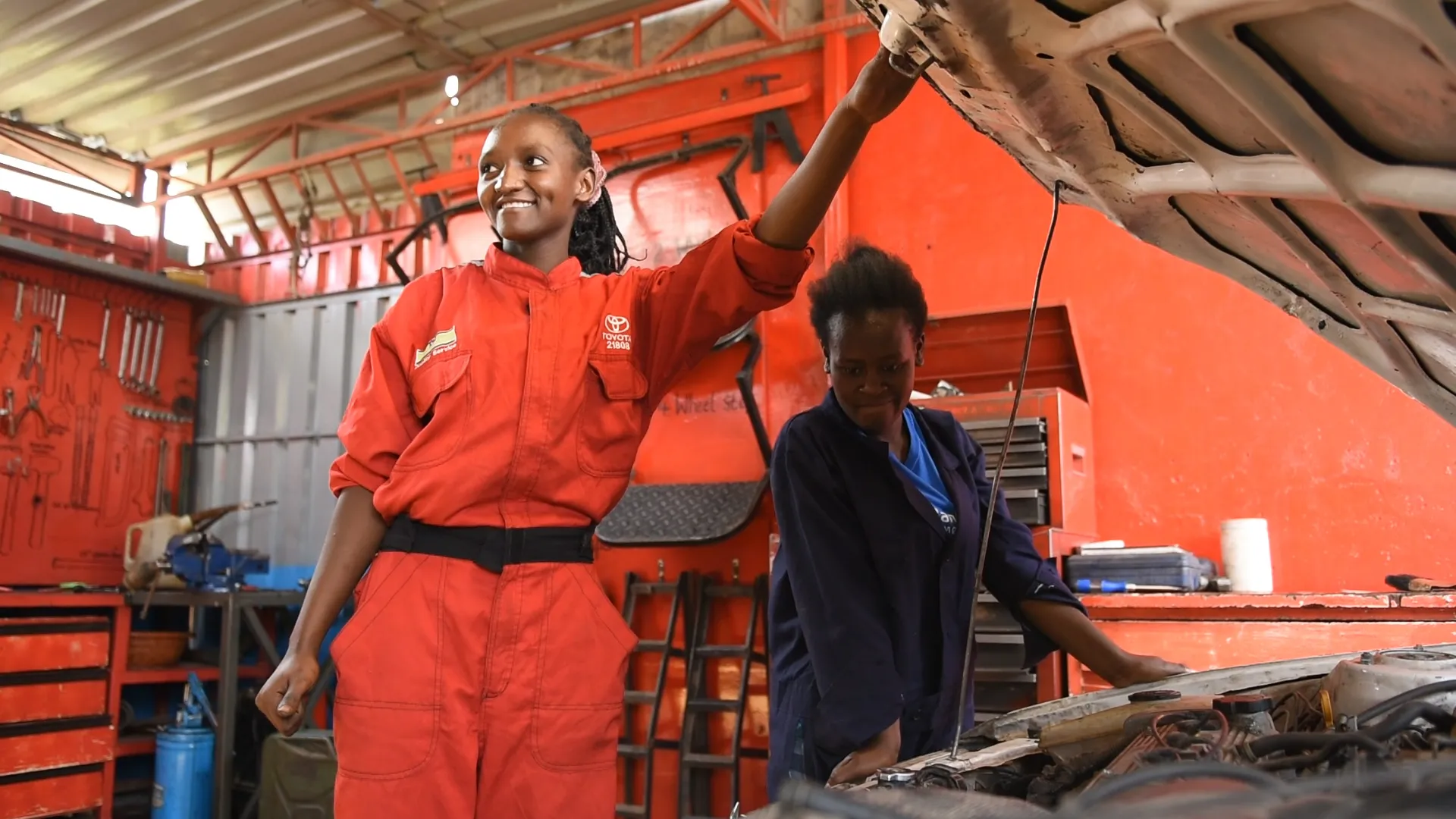 A few years ago, Peninah had the idea to train young women as auto mechanics. She knew the trade would offer them a chance to earn a living wage and believed women working in the male-dominated industry would actually have an edge. Photo: Kate Adelung/CARE