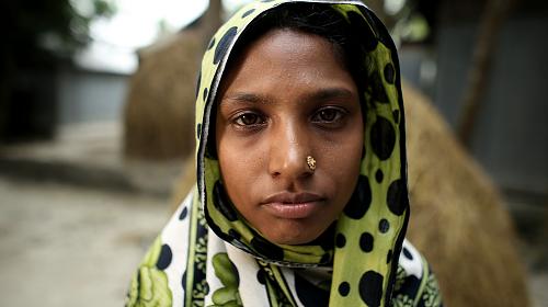 Once a star student who loved Islamic history and social studies, Jobeda from Bishnupur, Bangladesh,was forced into marriage when she was 15 – and forced out of school. 