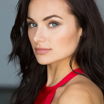 Christina Ochoa headshot