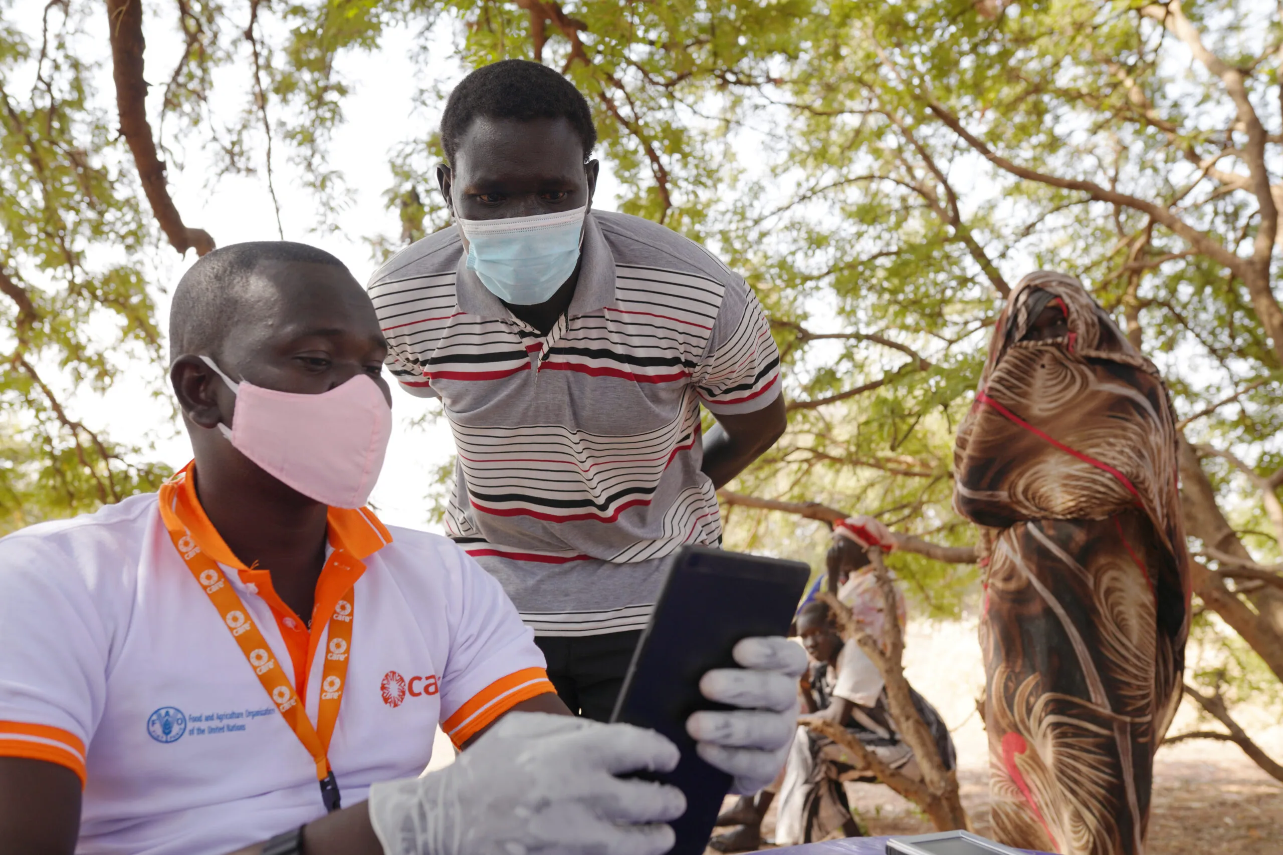 Registering for seeds and tools distribution in South Sudan.