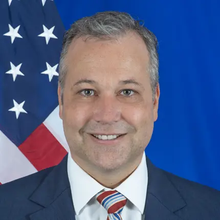 James L Richardson headshot