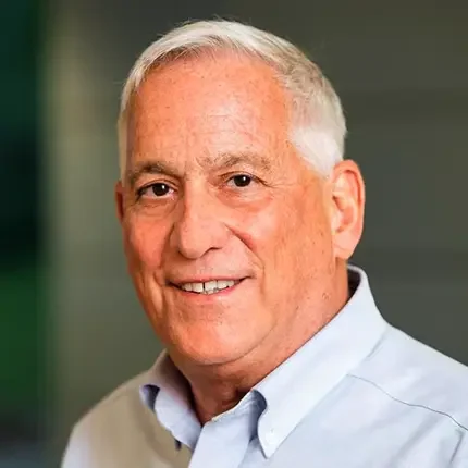 Walter Isaacson headshot